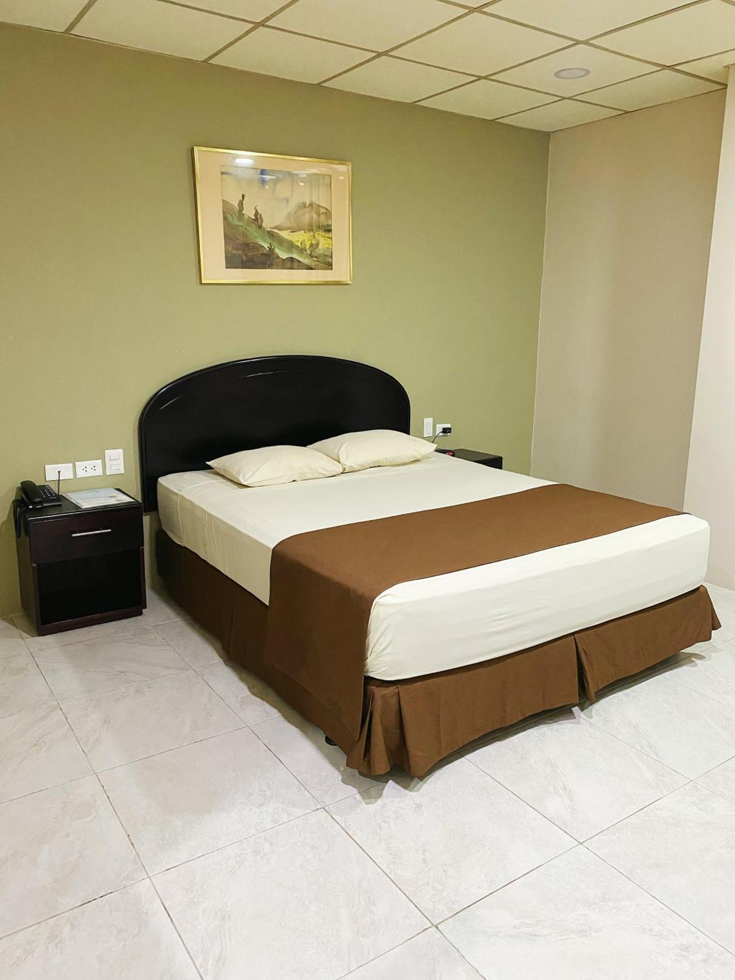 Hotel Ramada Guayaquil Luaran gambar